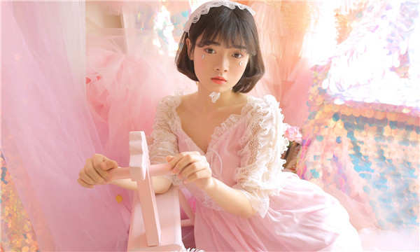 同安供卵试管代怀生子多少钱？这一直是很多不孕不育家庭关注的话题。在中国，不孕不育的发生率越来越高，根据《中国不孕不育现状调研报告》显示，育龄夫妇的不孕不育率从20年前的3%增长至现在的12.5%-18.2%，患者人数高达6000万以上。在这样的背景下，许多家庭通过供卵试管来实现自己的生育梦想。那么，供卵试管代怀生子的费用到底是多少呢？